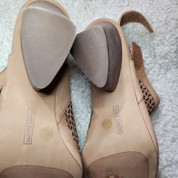 Vince Camuto open toe and back booties size 7 1/2 - Picture 5 of 6